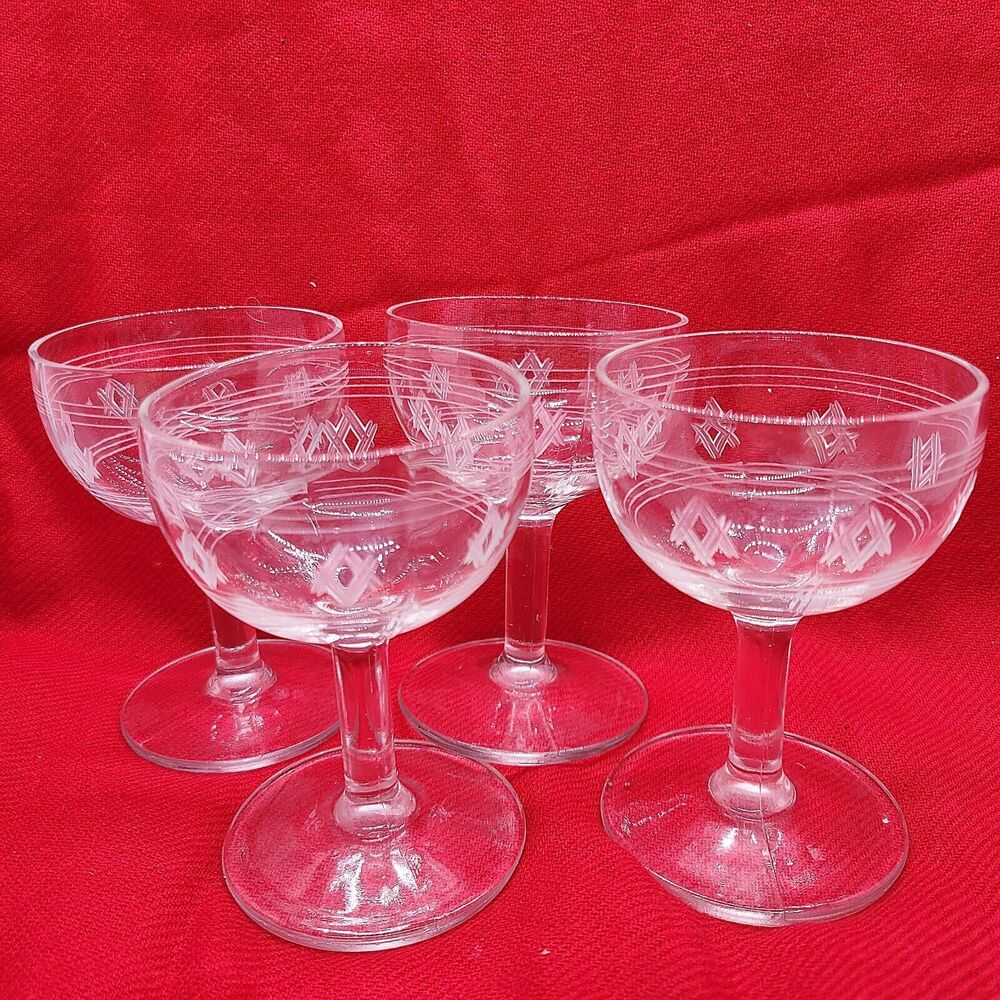 4 Criss Cross Band Cocktail Wine Glasses 1935 Standard Glass  4” Art Deco Goblet